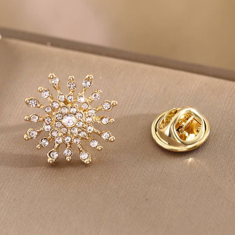 Chic Rhinestone Floral & Animal - Shaped Gold Brooch