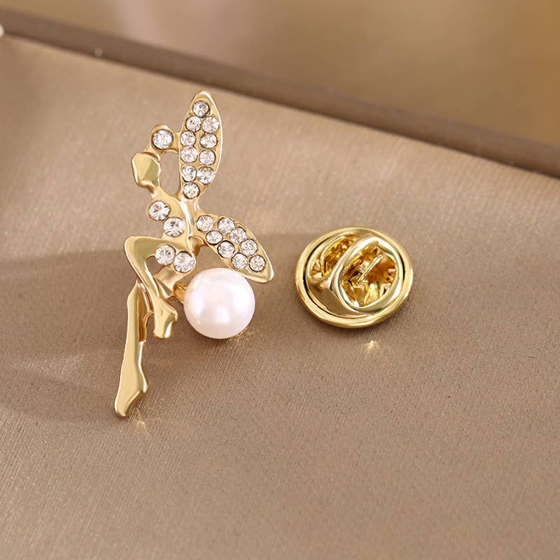 Chic Rhinestone Floral & Animal - Shaped Gold Brooch